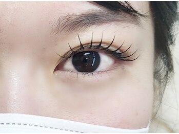 ネイルアンドアイラッシュサロンR/