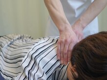 りらく整体 あおば/肩こり/腰痛/骨盤矯正/自律神経