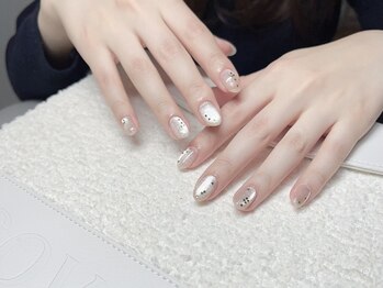 ティナ ネイルスタジオ(Tina Nail Studio)/