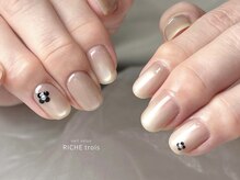 リッシュ トロワ(RICHE trois)/春オフィスネイル