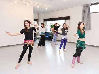 AXIS DANCE STUDIO《ダンス/ヨガ/ピラティス》/