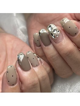 エムネイル(Ｍ)/ドットネイル