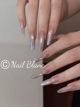 ネイルブラン(Nail Blanc)の写真/短い爪・折れやすい爪でも理想の長さへ♪
チップ・ジェルで自然な仕上がりの長さ出しが可能◎