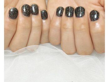 ブラックラメネイル