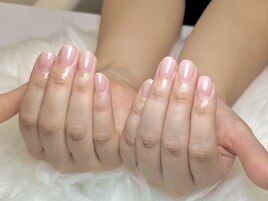 グラデーションネイル　透明感
