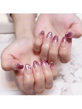 ラメグラデーションネイル