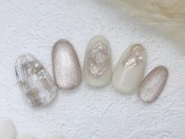 ガーリーシンプルネイル