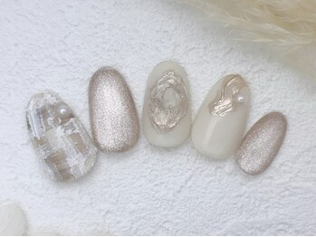 ガーリーシンプルネイル