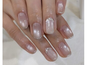 Lian【リアン】の写真/取扱いカラー400色超！話題の水光マグネットも。ハイスピード×美フォルムで、忙しい日々を彩る手元へ。