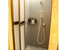 HARTA SAUNAの雰囲気（サウナ利用前後にお使いいただけるシャワースペースです。）