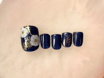ネイルサロン フローリア(nail salon Florir)/ワンカラー×フラワーネイル