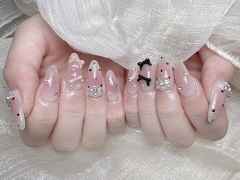 ネイルジョリー(Nail Jolie)の写真/見るたびに心ときめく指先へ…★高技術ネイリストがお客様の好きがギュッと詰まった理想のお手元を実現♪