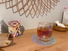 ラセラ(RASERA)/施術後は漢方茶でリラックス