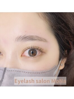 モナ(MoNa)/韓国風束間まつ毛パーマ