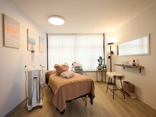 ウーキ(WOOKI)の雰囲気(貸切の広々した個室で施術前後もゆったりお過ごしください)