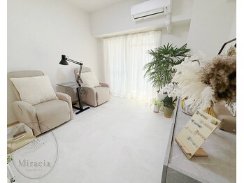 ミラシア フロム エムネイル(Miracia from Mネイル)/ゆったりネイル時間♪