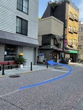 オラ ネイル(ola nail)/【道案内】３．左に曲がる