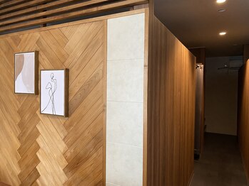 サンナナヨンプラス(374+)/店内