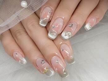 タムタムネイル 本厚木(Tam Tam Nail)の写真/光沢感がカワイイちゅるんネイルも美フォルム仕上げ♪オフィス向け・シンプル定額コースなどクーポン豊富★