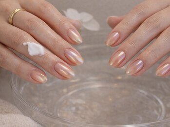 ブランシェール(blancher)の写真/指先から美しく！保湿美容成分たっぷりのクリームとOPI製品で、極上のハンドSPAをあなたに◎