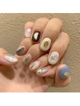 アールエム(Rm)/ちぐはぐネイル