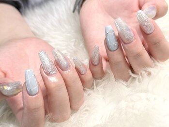 シベル(Ci belle)の写真/上品なトレンド定額デザイン/マグネット/フレンチでオフィスネイルにも◎大人可愛い空間でゆったり寛ぐ♪