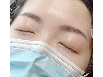 ブリリアント(brilliant)/美眉スタイリング