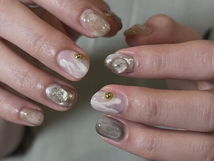 グラウネイル(glaw nail)の写真