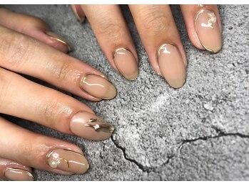 プラスネイル(plus nail)/