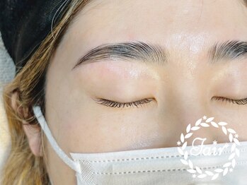 アイサロンフェア 関内(eyesalon Fair)/ハリウッドブロウリフト