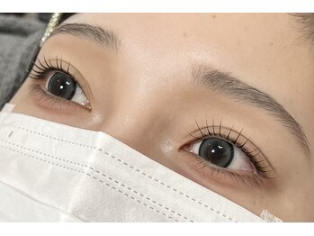 ルリアン 稲荷口/ナチュラル盛れeye