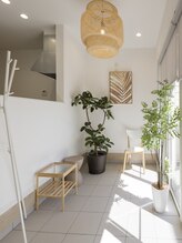 ブルーバウム(BLUE BAUM)/サロンの入口と玄関