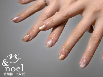 ノエル(Noel)/華やかゴールドカラーマグネット