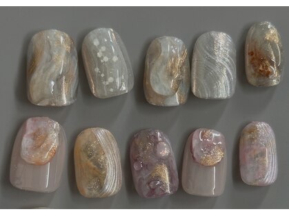 モノスネイル(monos nail)の写真