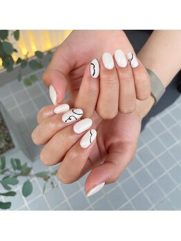 ミントリーフ バイ リート(Mint leaf by Reat)/オフホワイトネイル