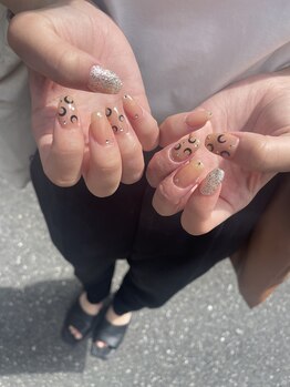 エム(em)/マリーンセルネイル