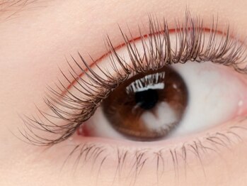 プアラニ(PUALANI)の写真/14種類以上の色味を組み合わせ、オーダーメイドのような仕上がり◇第一印象は目元で決まる！