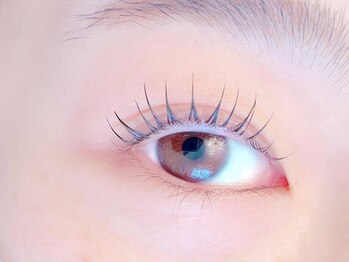 エミフィ(Emiphi)/