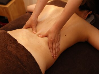 サロン ポノ(pono)/背中オイル３０分※女性限定