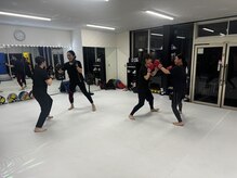 バリアス(VARIOUS)