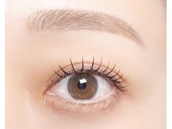プティエール(Prettyell)の写真/【まつ毛が細い、短い等のお悩みの方へ】日頃の手入れが簡単になるほど長持ち◎フィット感&キープ力抜群！