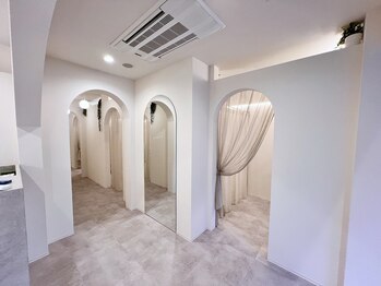 ウィ 高崎(Oui)/ 女性のための空間