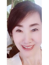 サロン ド アトレ(Salon de Attrait) 見澤 実紀