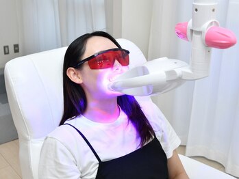 エクシアホワイトニング 新百合ヶ丘店の写真/【お子さま連れ大歓迎】白く輝く歯で笑顔に自信♪お子さまとの思い出も最高の笑顔で残せます☆/新百合ヶ丘