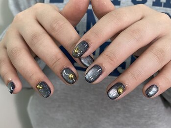 アワーズネイルオオサカ(ours nail osaka)/