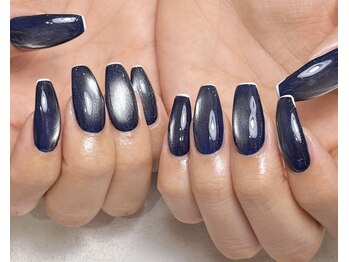 リフラ チャヤ(Li-Fra CHAYA)/マグネットネイル