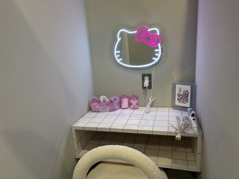 キティ(kitty)/ドレッサー