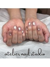 アトリエネイルスタジオ(atelier nail studio)/艶感良いマグネットネイル