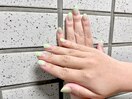 爽やかカラーで季節感ある指先に