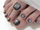 ダークカラー×マグネットネイル